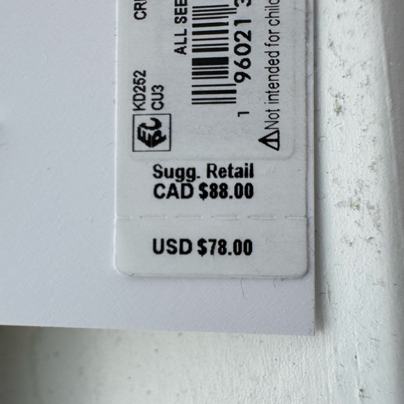 NEW Kate Spade Gold Heart Earrings - Picture 2 of 3